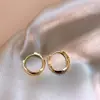 2026 Aretes de Aro Lisos Sencillos Estilo Nuevo con un Diseño Exagerado, Versátiles y Elegantes, Aretes de Lujo Ligero de Gama Alta de Nicho