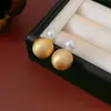 Pendientes Redondos de Perla Cepillada Aguja de Plata Lujo Ligero Gama Alta Pendientes Franceses Simples Versátiles para el Trabajo Diario para Mujer Venta al por Mayor