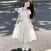 Conjunto de Verão para Meninas Novo Estilo Versão Coreana Camisa Xadrez Manga Curta Saia Conjunto de Duas Peças Doce e Fofo