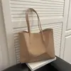 Bolsa Grande Transfronteiriça para Mulheres, Novo Estilo Primavera 2026, Bolsa de Ombro Simples e Versátil, Bolsa Tote Tendência para o Trabalho Este Ano