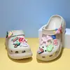 Crocs de fundo plano com acessórios do Capitão América, antiderrapantes, ecológicos, resistentes a odores, integrados, Crocs femininos, feminino