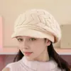 Conjunto de Chapéu Boina Versátil de Cor Sólida para Outono e Inverno, Moda Transfronteiriça, Chapéu de Lã Tricotado Espessado e Forrado com Fleece para Mulheres de Meia-Idade e Idosas