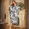 Bata Larga Estampada Estilo Exótico para Mujer Dobladillo Ancho Mangas Murciélago Ropa de Casa Cuello en V Camisón Vacaciones Playa Protección Solar Cubre Traje