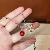 ¡¡¡Súper lindo!!! Collar Colgante Perro Globo M&M Rojo para Mujer, Nuevo Accesorio de Cadena para Suéter de Alta Gama Otoño e Invierno 2025