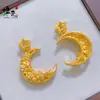 Popular Collar Colgante de Cobre Chapado en Oro para Mujer con Diseños de Estrella, Luna y Flor, Presentando Motivos Florales y Lunares Huecos