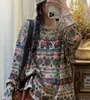 Suéter de punto de algodón holgado vintage con estampado artístico para mujer, top casual de otoño estilo coreano, elegante y moderno