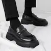 Zapatos Grandes para Adolescentes 2024 Mocasines Slip-on Plataforma Aumentadores de Altura Zapatos de Cuero para Hombres Bajitos Zapatos de Talla Grande Transfronterizos