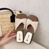 Chanclas de Suela Gruesa para Mujer 2026 Nuevo Verano al Aire Libre Versátiles Casuales Sandalias de Playa Poco Profundas de Punta Cuadrada