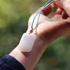 Venta al por mayor de fábrica jade dorado marca indiferente hombres y mujeres con colgante de marca indiferente moda cuadrado simple jade