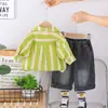 Novo Roupa Externa Casual e Confortável 2025 para Crianças Pequenas e Médias Conjunto de Manga Longa com Listras Verticais e Panda Conjunto de Três Peças de Manga Longa para Meninas Primavera e Outono