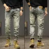 Calça jeans retro lavada estilo americano para homens, calça skinny justa de perna reta, rasgada e com patches para o outono, calça comprida da moda