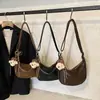 Bolso Cruzado Simple y Relajado Estilo Coreano Tipo Dumpling para Mujer 2025 Invierno Nuevo Bolso de Hombro Retro de Gran Capacidad para Viajes