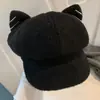Bonito Gorro Octogonal de Felpa con Orejas de Gato para Mujer, Cálido para Otoño e Invierno, Adelgazante de Rostro, para Cabezas Grandes, Gorro de Boina de Artista