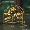 Porta Guardanapos de Mesa Doméstico Estilo Luxo Leve, Caixa de Guardanapos de Ferro Forjado Oco Vintage, Ornamento de Caixa de Guardanapos para Decoração e Armazenamento de Mesa
