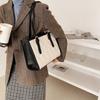Bolso de hombro elegante versátil de gran capacidad para mujer 2021 nuevo de moda otoño e invierno, bolso tote portátil de moda Net red
