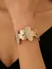 Pulsera de Moda Europea Transfronteriza con Textura Repujada Diseño de Alto Nivel Flor Tendencia Estilo Abierto Simple Joyería de Mano con Temperamento para Mujer