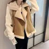 Colete versátil de outer wear feminino, novo modelo estiloso, forrado com fleece e espessado, colete versátil de pelo sintético, moderno