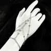 Acessórios de Pulseira de Nicho Criativos e Elegantes Europeus e Americanos para Mulheres Pulseira Escrava da Moda Corrente de Contas de Zircônia Cúbica Pulseira de Dedo
