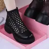 Sandalias de Cuero Suave Estilo Retro Novedad Primavera/Verano 2026 Botas Martin Finas Versátiles Zapatos de Mujer con Suela Gruesa Comercio Transfronterizo