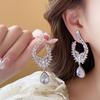 Brincos Europeus e Americanos Exagerados Elegantes de Zircônia Leve Luxo High-end Brincos de Franja 2024 Nova Moda Brincos Distintos para Mulheres