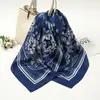 Pañuelo Cuadrado de Satén con Estampado Paisley de 90 cm, Estilo Europeo y Americano Sencillo Transfronterizo, Nuevo para Primavera y Verano, Pañuelo para la Cabeza de Moda Callejera con Personalidad