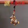 Llavero Caballo Mecedora de Sándalo Yiming Xianyuan Madera Arcoíris Creativa Año del Caballo del Zodiaco Colgante para Cadena de Teléfono Encanto para Bolso