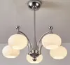 Lustre moderno minimalista de feijão mágico de prata para sala de estar com cromo brilhante e vidro branco leitoso, lustre de ambiente minimalista para sala de estar