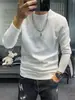 Suéter de Color Sólido para Hombre, Nuevo Otoño/Invierno, Ajuste Holgado, Cuello Redondo, Tejido de Punto Simple de Moda, Suéter Popular de Manga Larga para Jóvenes