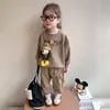 Conjunto de Primavera y Otoño para Niños: Conjunto de Dos Piezas de Sudadera Redonda con Dibujo de Oso de Dibujos Animados, Dulce y Lindo, y Pantalones Jogger Casuales