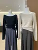 Camiseta de manga larga de un solo hombro color avena estilo coreano de Thirteen Lines, ajustada, para mujer, perfecta para principios de otoño, una capa interior única y elegante