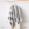 Ropa Exterior de Gama Alta, Amigable con la Piel, Bufanda Suave y a Prueba de Frío para Mujer, Nuevo Estilo Otoño e Invierno 2025, Chal y Bufanda Versátil de Alta Calidad