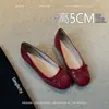 Sapatos femininos estilo francês com laço de pele de carneiro, com aumento interno de altura, sapatilhas esculpidas, novos sapatos Mary Jane suaves 2026