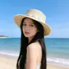 2026 Nuevo Estilo Festivo Sombrero de Paja Decorado con Flores para Mujer, Sombrero de Sol de Verano de Copa Plana y Ala Ancha, Sombrero de Playa para la Costa