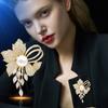 Broche de perlas de alta calidad para mujer, elegante broche para traje, abrigo, alfiler fijo para ropa, hebilla antiluz, joyería.