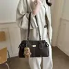 Bolso de Mujer 2026 Nuevo Elegante Gran Capacidad Bolso de Hombro Único para Viajes Cotidianos Retro Diseño de Nicho de Mano Casual Bolso de Axila