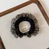 Elástico de Cabelo Scrunchie Plissado com Estampa de Leopardo em Renda, Novo Versátil Acessório de Cabelo para Rabo de Cavalo com Toque de Luxo, Elástico