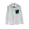 Fábrica Direta Marca Dongguan Camisa Tb Masculina Outono Novo Versátil Tendência Design de Bolso Camisa Listrada