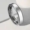 Anillo de acero inoxidable europeo y americano para mujer, simple, de moda, nicho, anillo de pareja, acero de titanio frío, joyería que no se decolora, venta al por mayor