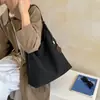Bolso tote tejido de gran capacidad para mujer, nuevo estilo otoño 2026, bolso casual para ir al trabajo, madre e hija, bolso de hombro versátil