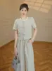 [En Stock] Atuendo Casual Chic Estilo Coreano para Mujer: Conjunto de Dos Piezas Versátil: Top Corto y Pantalones de Pierna Ancha Rectos de Cintura Alta
