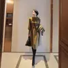Vestido de Punto Nuevo 2023 para Mujer Otoño e Invierno Cintura Interior Largo Medio Por Encima de la Rodilla Cintura Elegante Falda Base a Juego