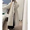 Gabardina blanca de longitud media para mujeres altas, nuevo estilo primavera/otoño 2026, abrigo súper elegante de estilo británico para mujeres petite