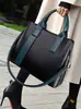 Bolsas de mano para mujer al por mayor transfronterizas, bolsos vintage de cuero aceitado de alta gama para mujer, bolsos de mano modernos y sencillos para el trabajo para mujer, personalizables