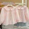 Nueva camisa de muñeca bordada de algodón puro para otoño para niñas, camisa moderna estilo coreano para bebés, camisa de moda infantil, ropa infantil