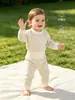 Conjunto Suave de Algodón Puro para Bebé de Cintura Alta, Construcción Sin Costuras para Proteger la Piel, Ropa de Otoño Unisex para Bebé Ajustada con Protección para la Barriga