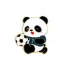 Broches Tema Panda Fútbol 6 Estilos de Pines Esmaltados Forma de Jersey Estilo Deportivo Accesorios Ropa Bolsas Venta al por mayor