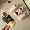 Zapatos de lona para niños, zapatos blancos para niños, estilo de verano para niñas, zapatos casuales de suela suave sin cordones para bebés de preescolar