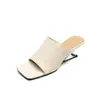 Sandálias de Dedo de Salto Alto Femininas Chuyuji Moda de Verão Sandálias Plataforma para Uso Externo