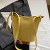 Bolso Cubo Casual Estilo Coreano para Mujer de un Solo Hombro Más Vendido Temperamento Sencillo Sensación de Alta Calidad Casual para Viajes Diarios Bolso Cruzado Venta al por Mayor