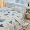 Manta de fleece de coral, manta de inverno para escritório em leite de flanela espessada com felpa para ar condicionado, manta de sofá, adequada para todas as estações.